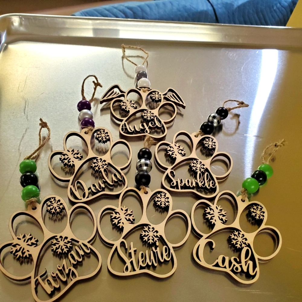 Personalized paw ornament perfect for your pet or give as a gift
